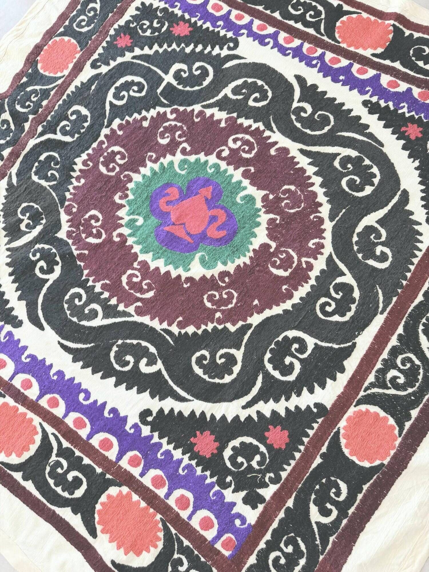 Vintage hand-embroidered tablecloth 115x124 cm