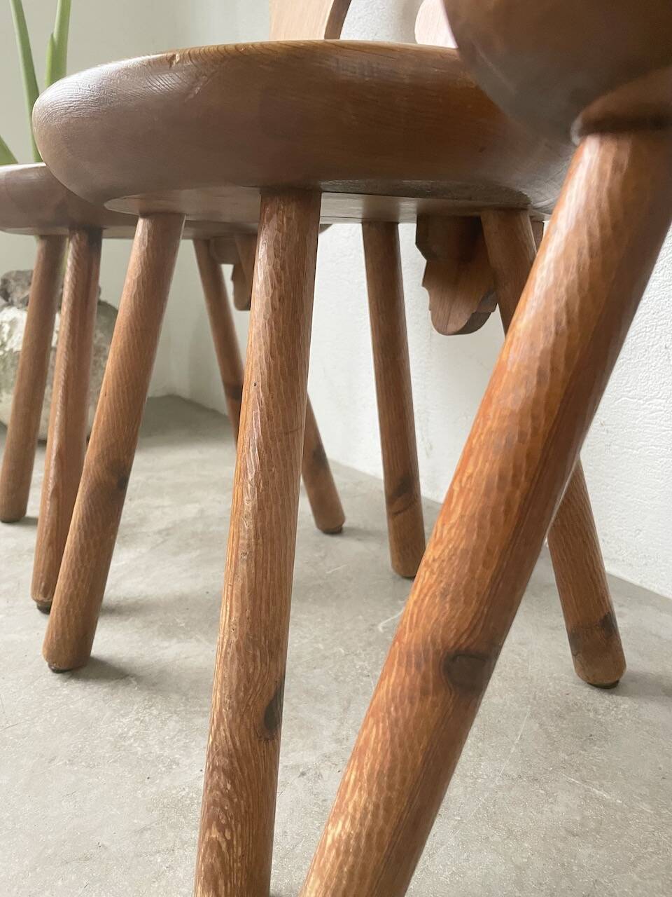 Set of 4 Savoyard pine chairs from the 60s