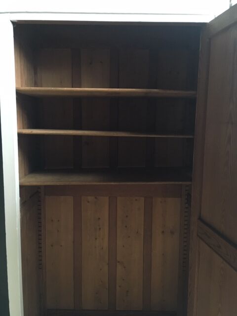 Parisian wardrobe cream