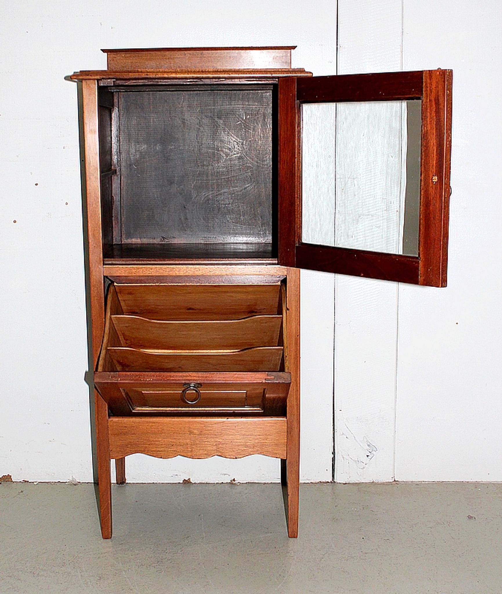 Meuble vitrine– 1920