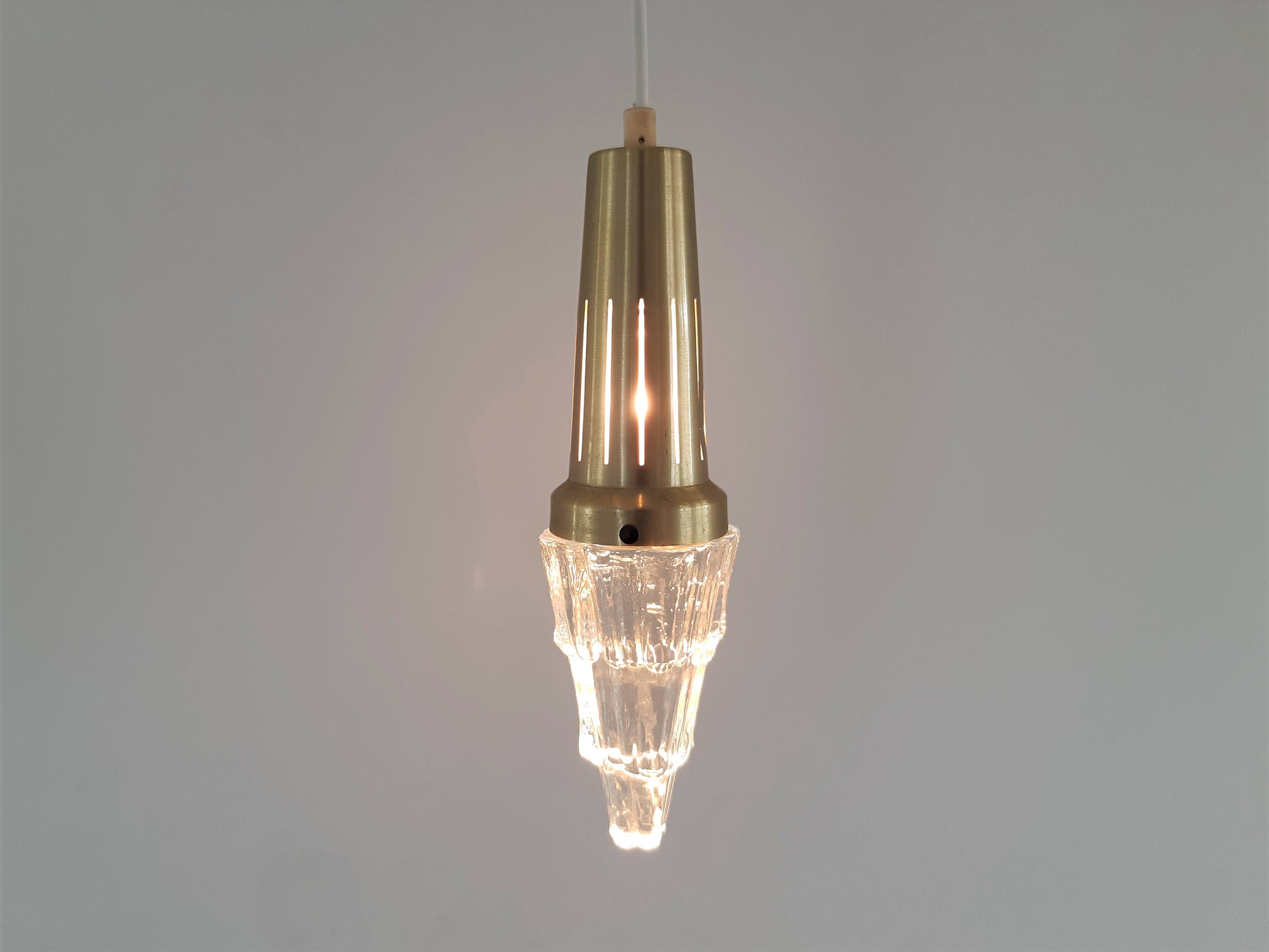 Set of 2 vintage glass & brass icicle pendant lamps for Vitrika, Denmark, 1960's/1970's