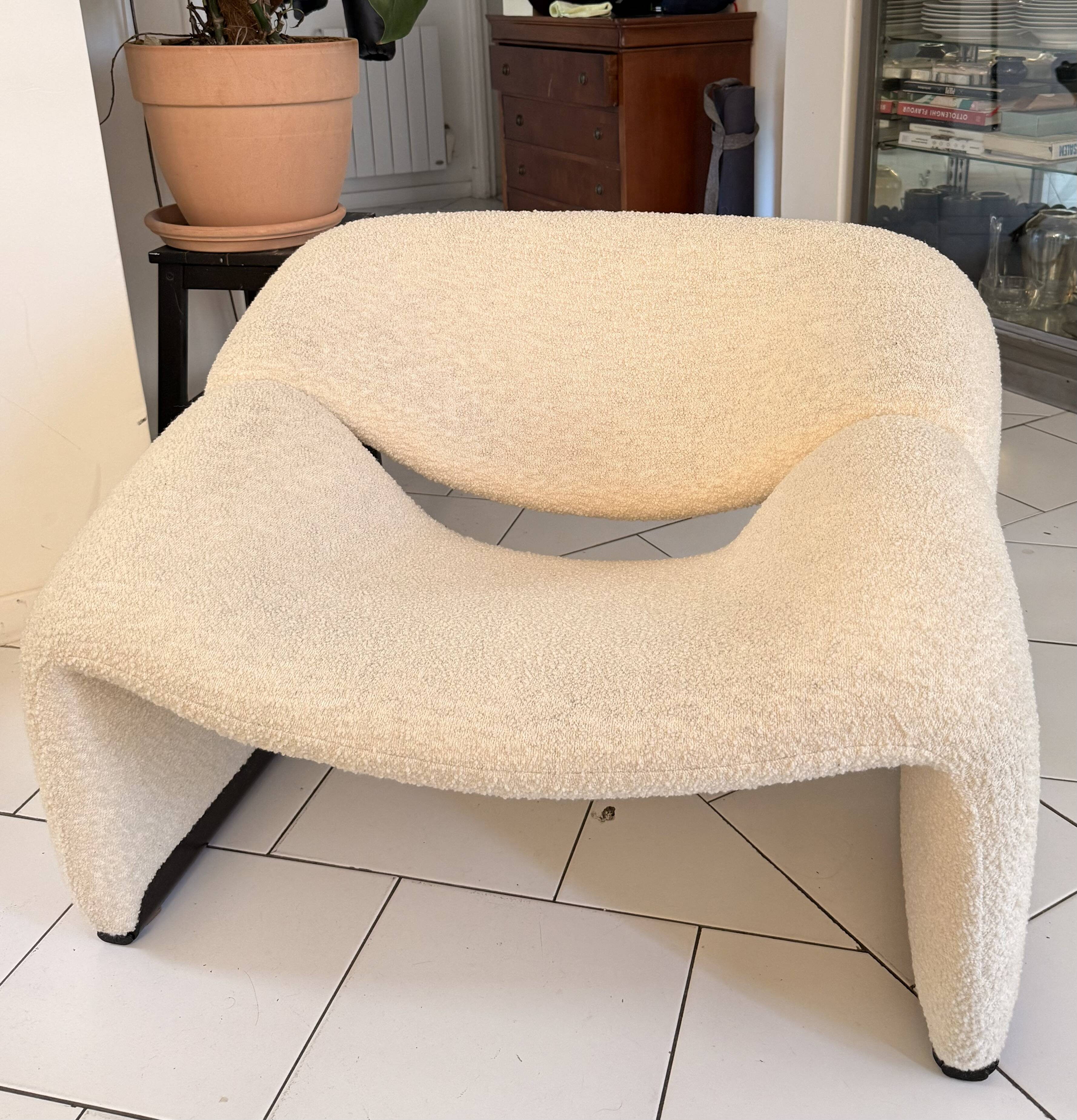 Groovy F598 by Pierre Paulin published by Artifort