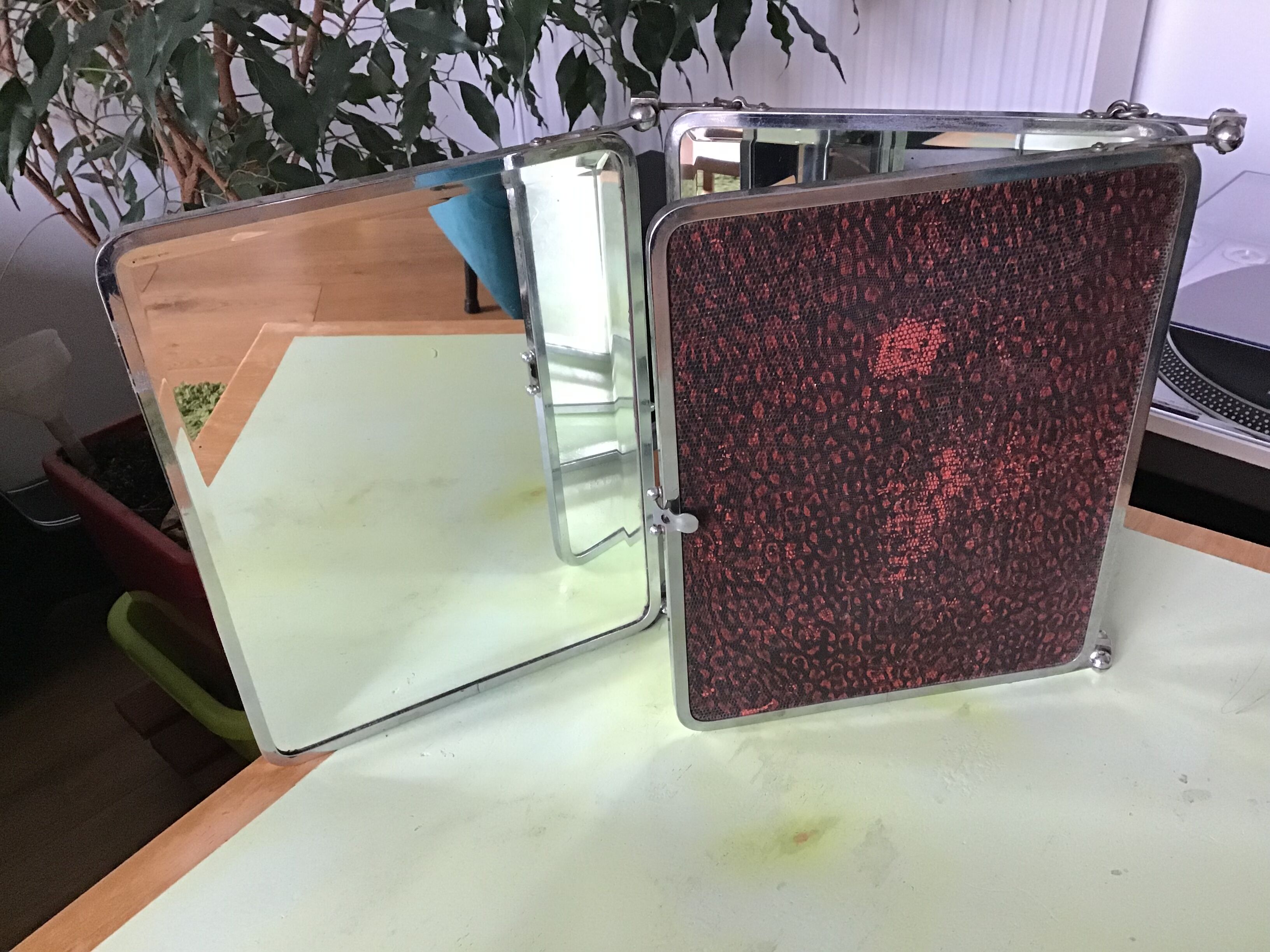 Triptych mirror 68x28cm