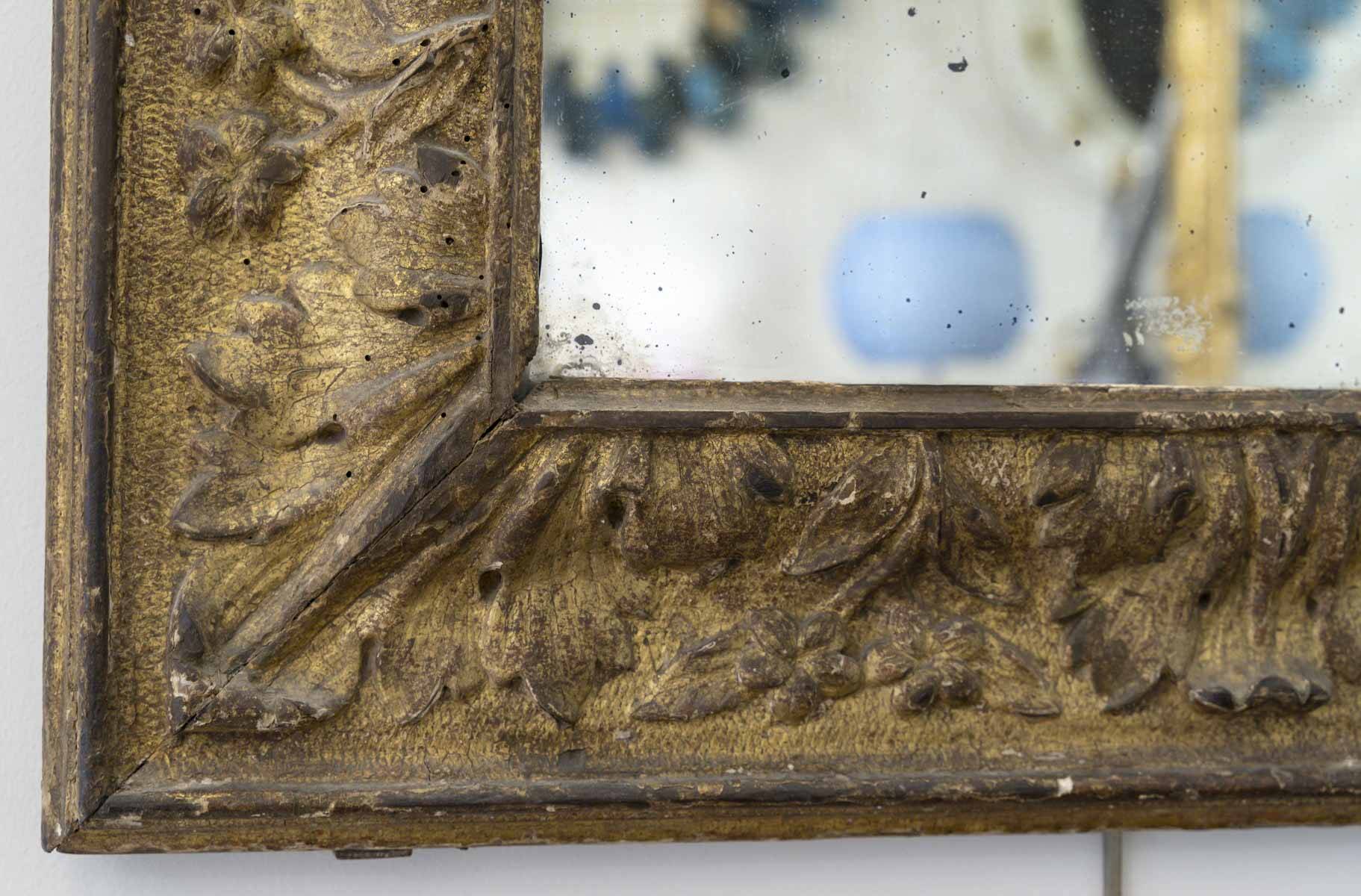 17th century gilded carved wooden frame
