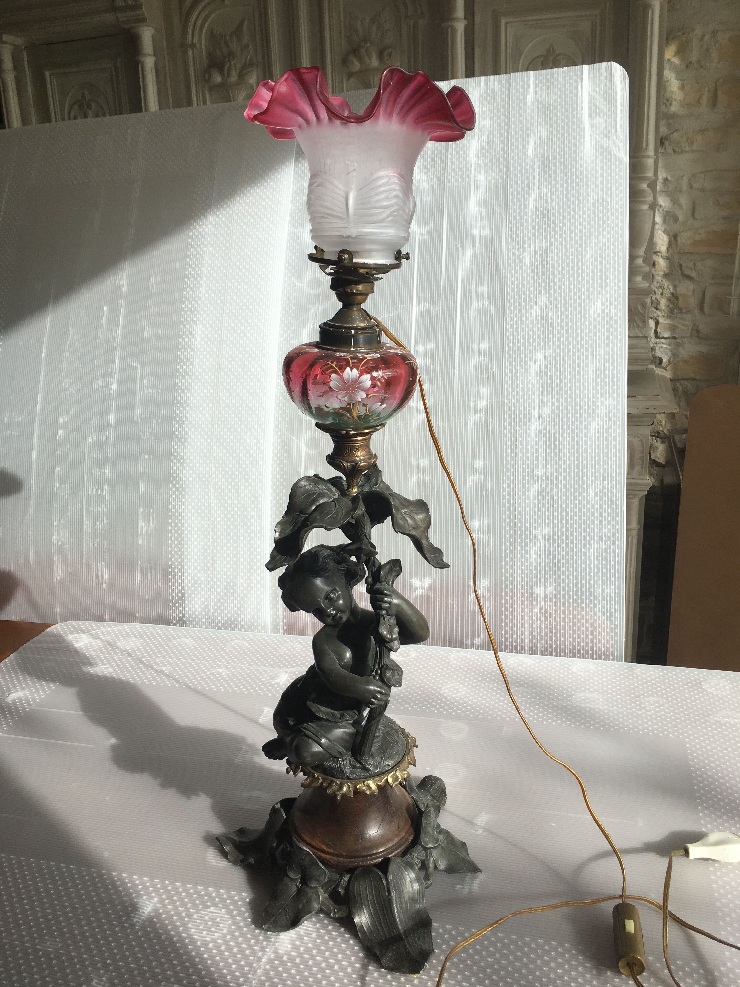 Decorative kerosene lamp