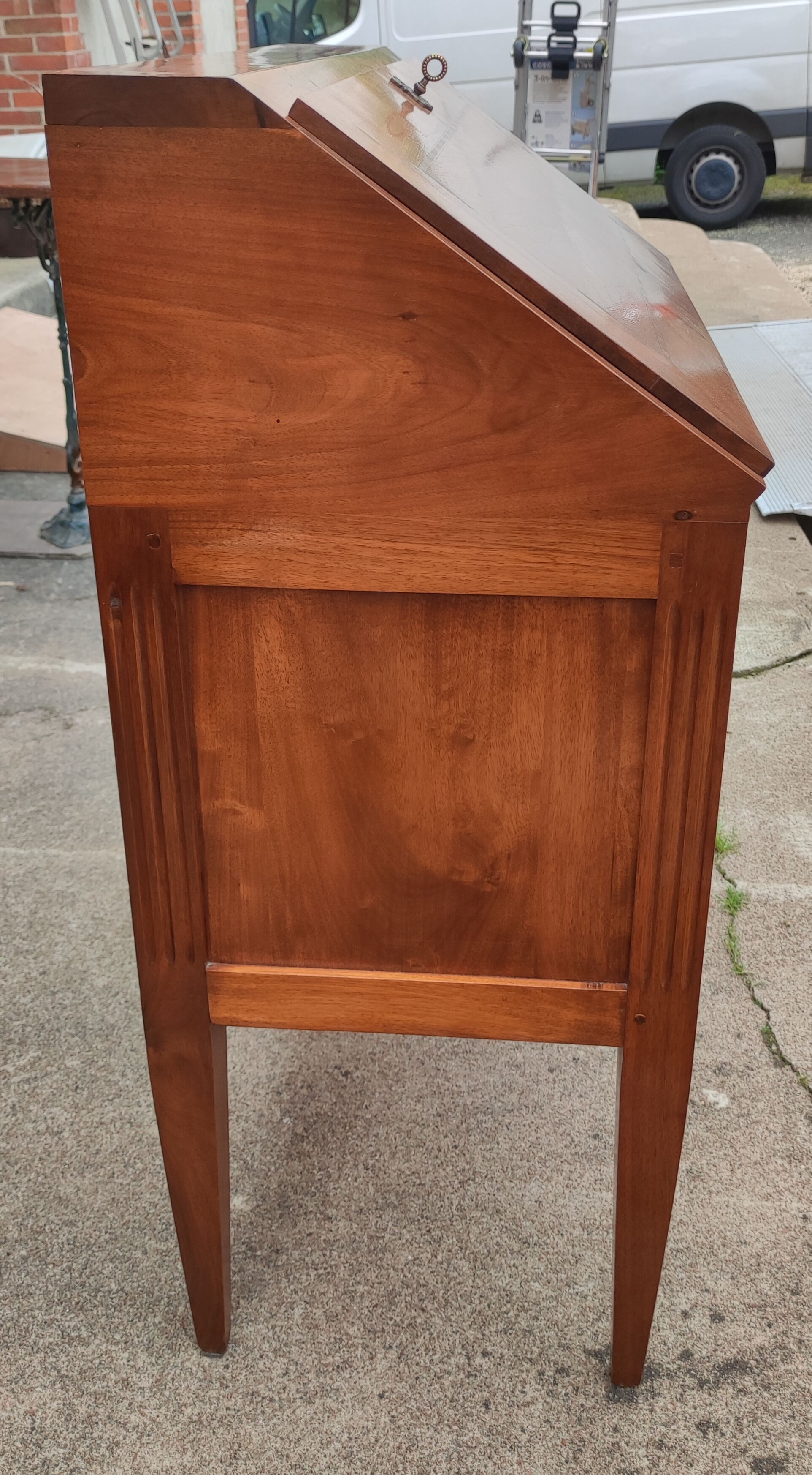 Louis XV style slope desk