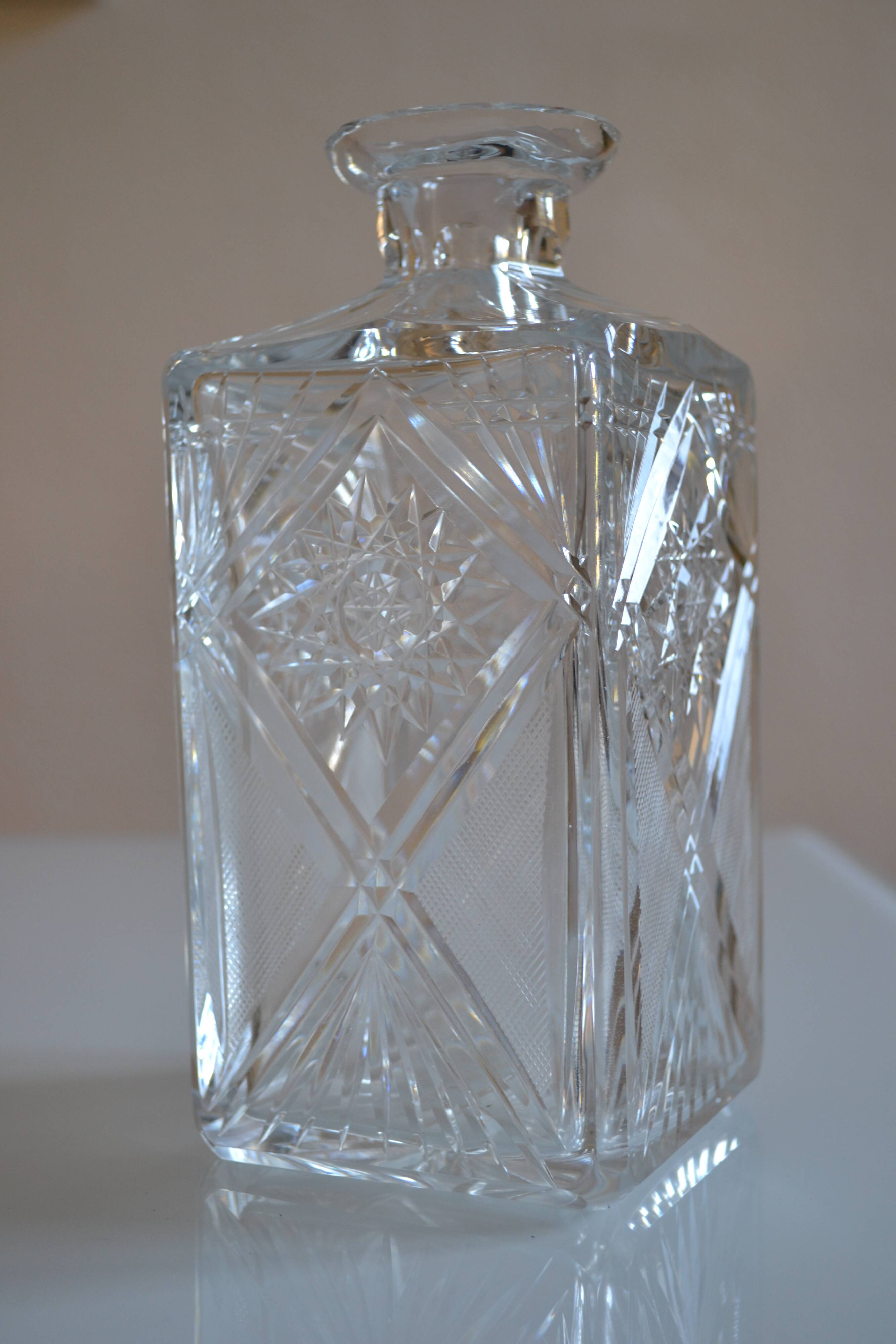 Cut crystal whisky decanter
