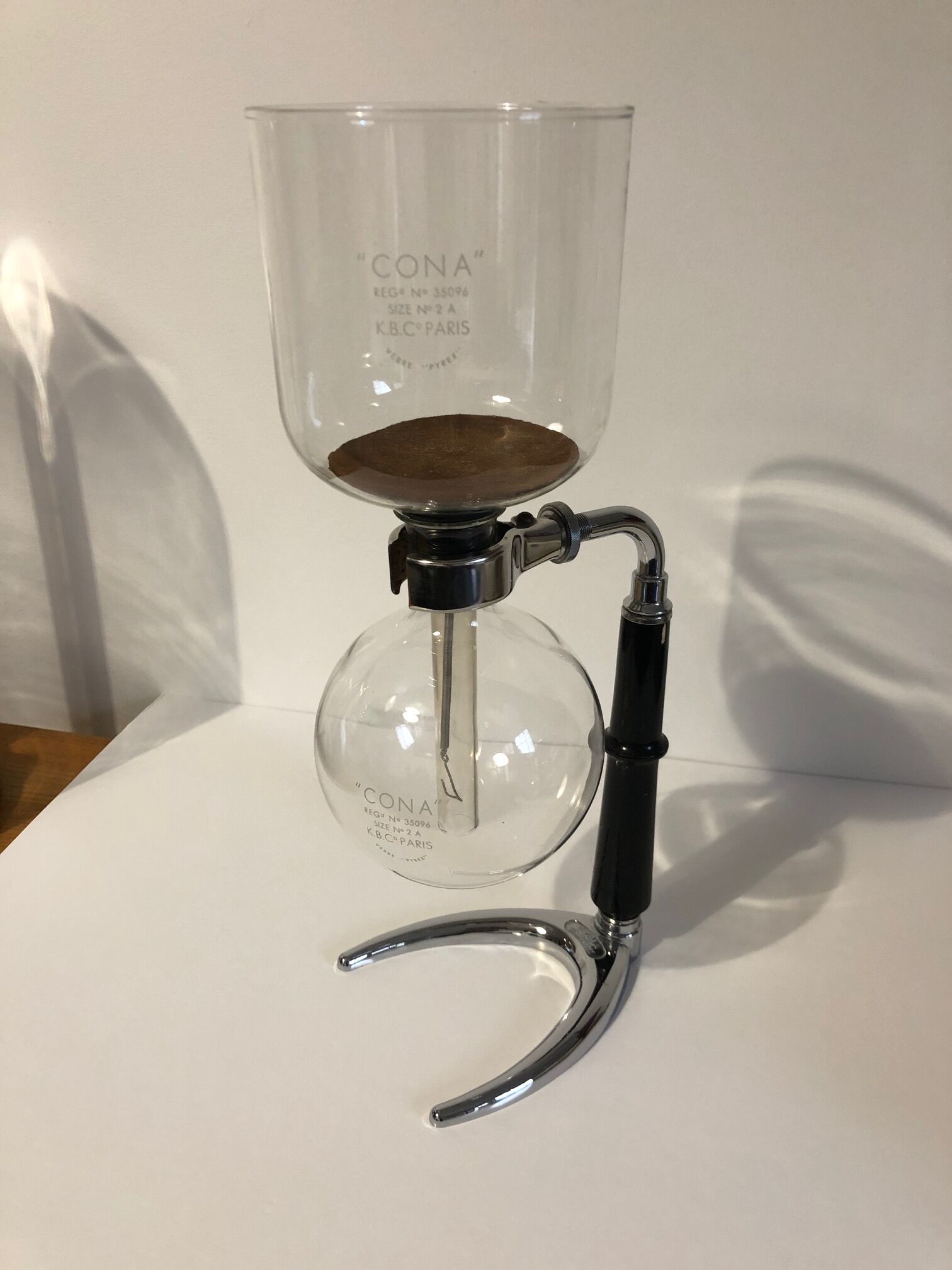 Cona coffee maker with vintage depression