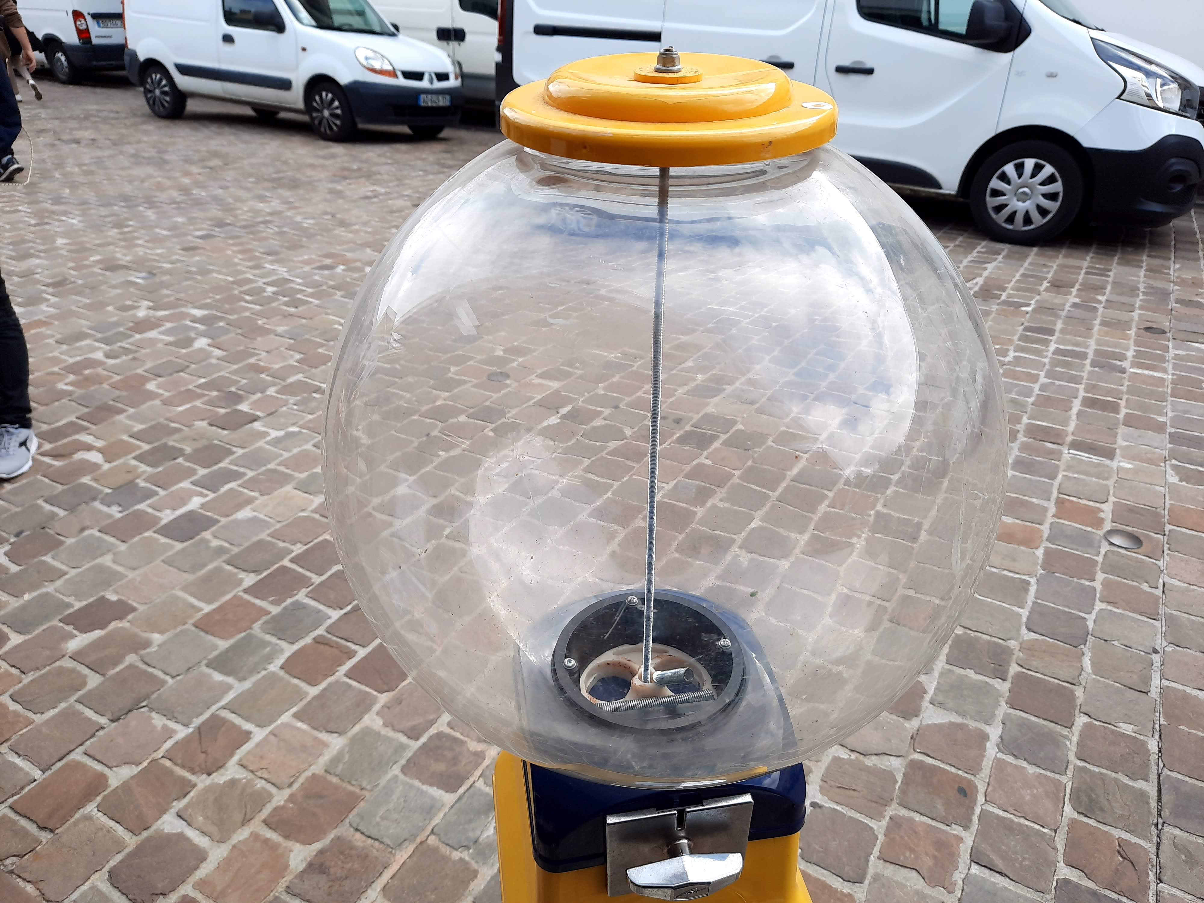 Former candy dispenser