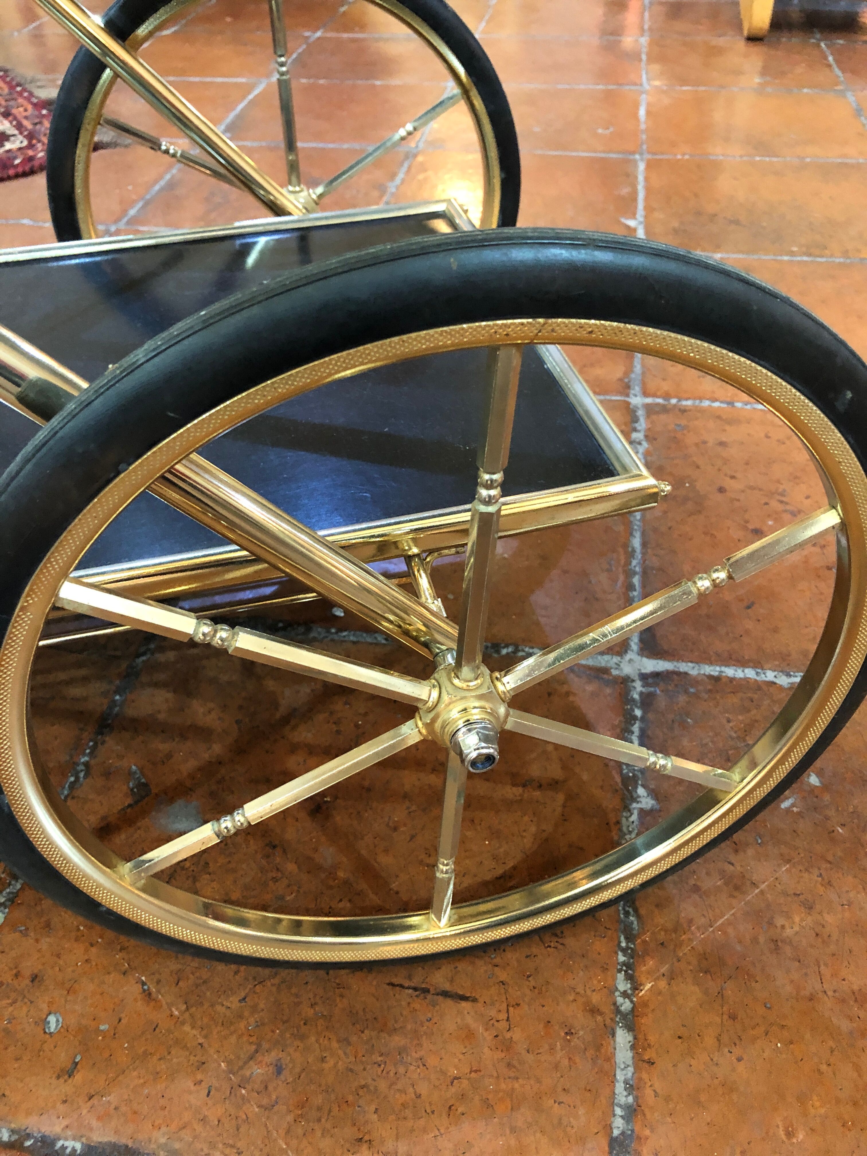 Vintage rolling service