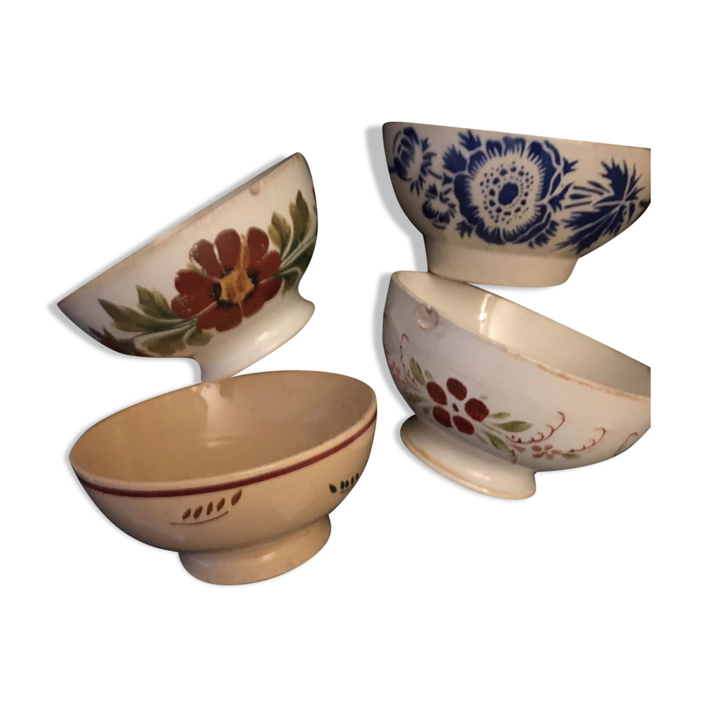 4 antique earthenware bowls with different patterns