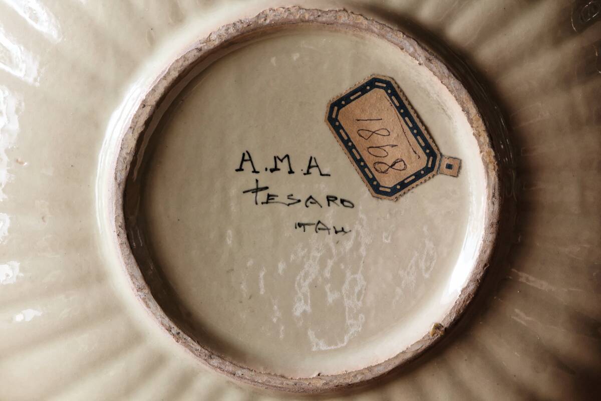 Set of two earthenware plates from Pesaro, Italy, early 20th century.