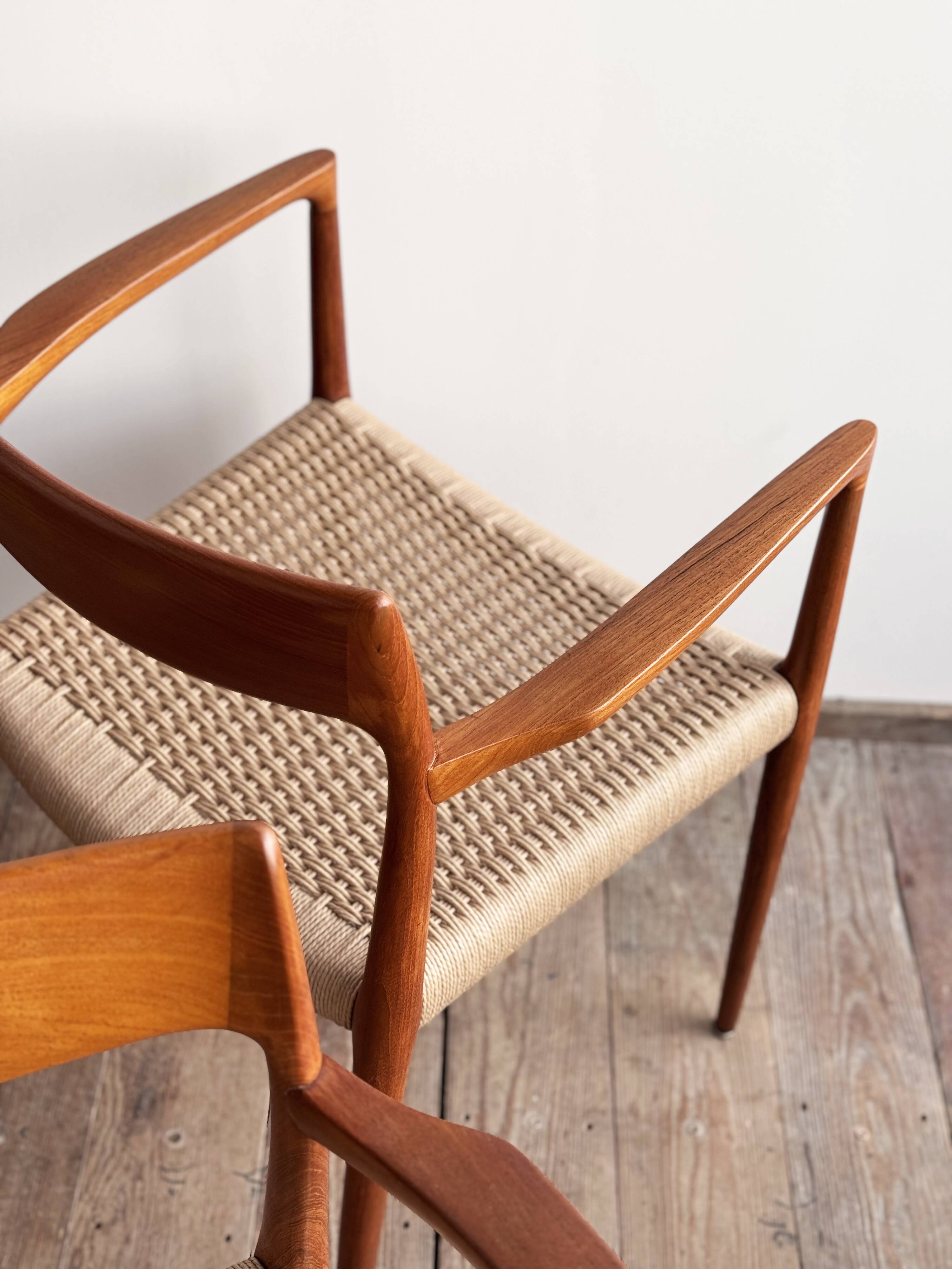 Chaises de Salle à Manger Danoises  Modèle 57 en Teck, Niels O. Møller,  JL Mollers, Ensemble de 6
