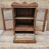 Ancien cabinet vitré Art déco en teck birman