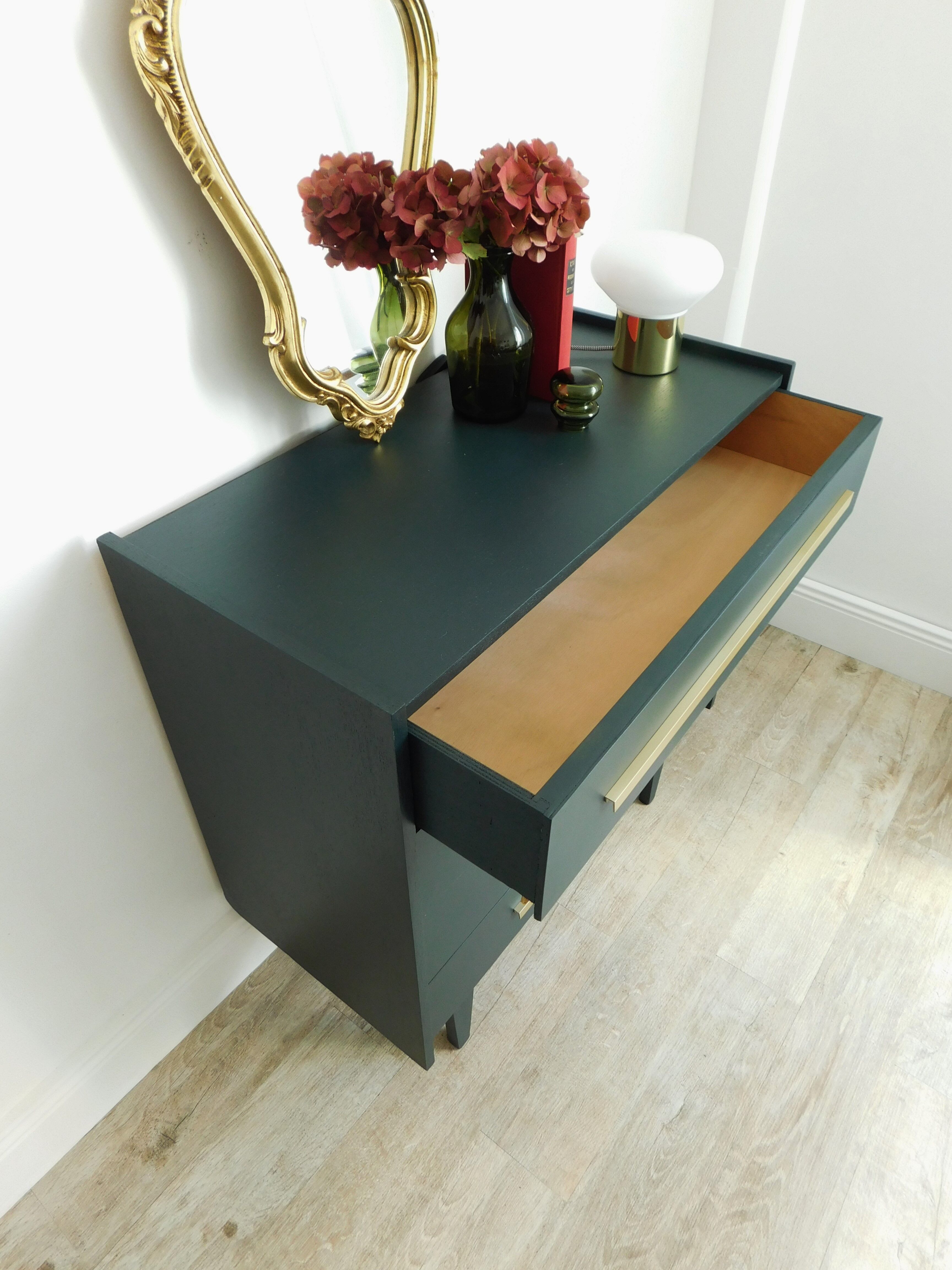 Commode vintage bleu profond