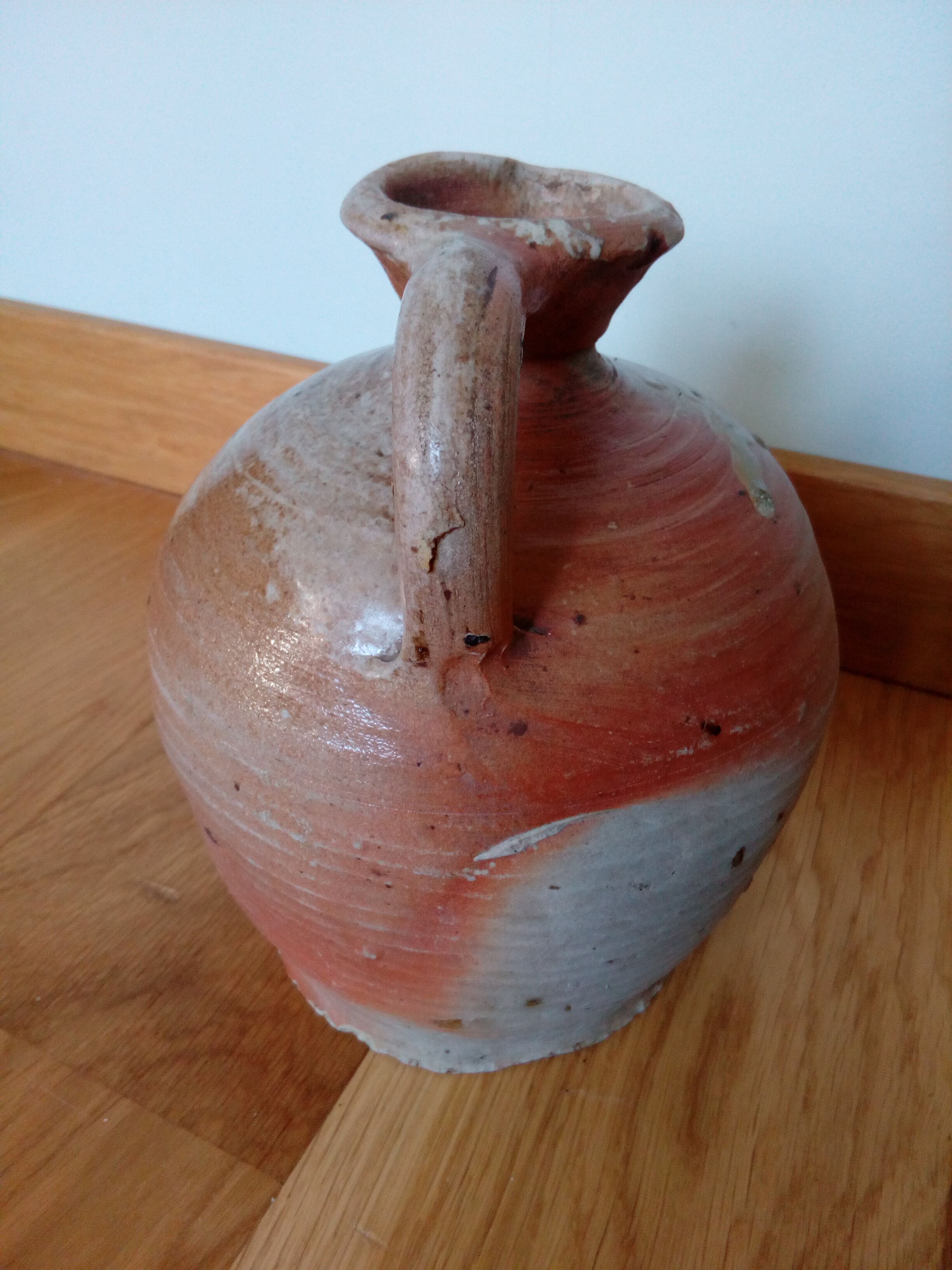 Sandstone pitcher