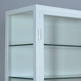 Armoire médicale, années 1930