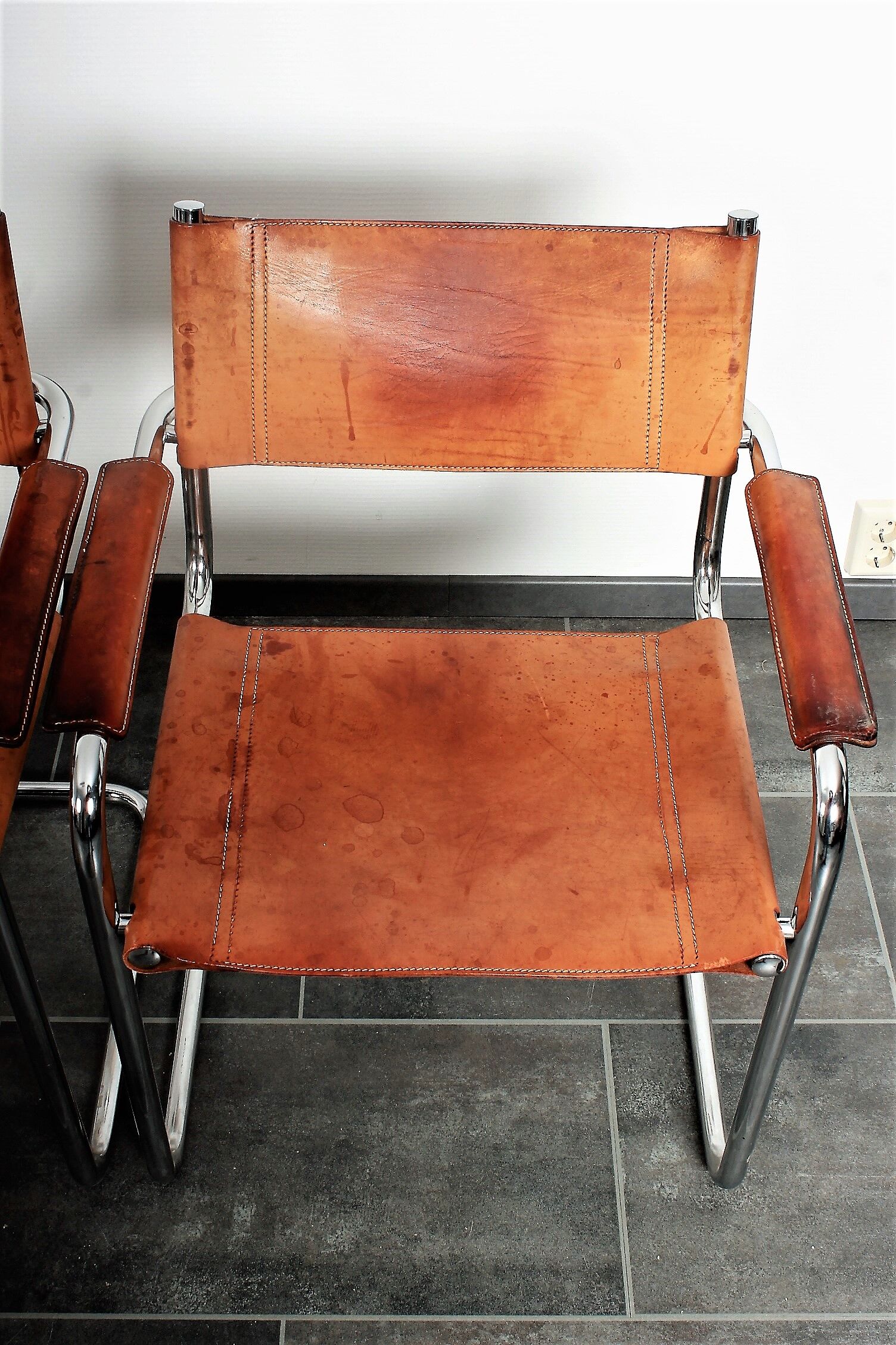 Fauteuil en cuir cognac