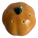 Set of ceramic salt and pepper shakers in the shape of a pumpkin tomato