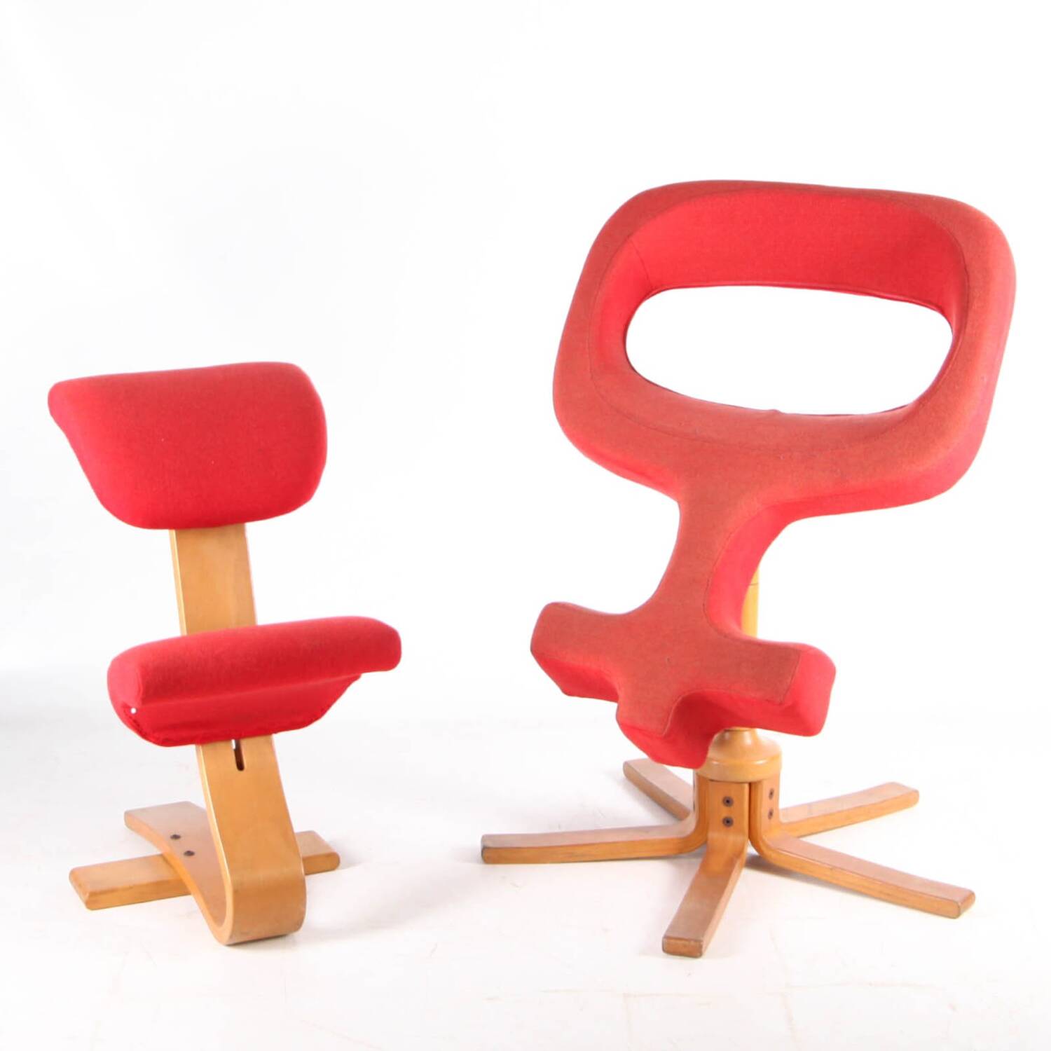 Duo of seats by Peter Opsvik