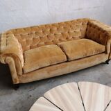 Chesterfield velvet sofa 50'