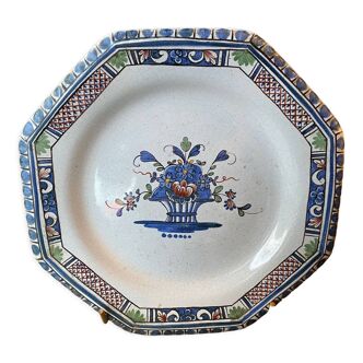 Earthenware dish