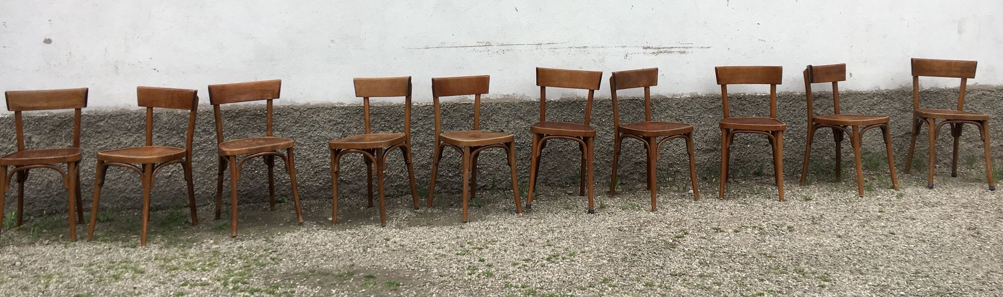 Series of 10 vintage bentwood curved wood bistro chairs
