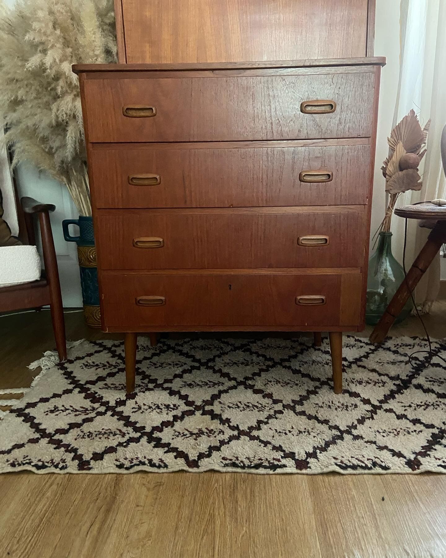 Scandinavian chest of drawers in teak