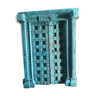 Authentic Indian gate of the nineteenth century