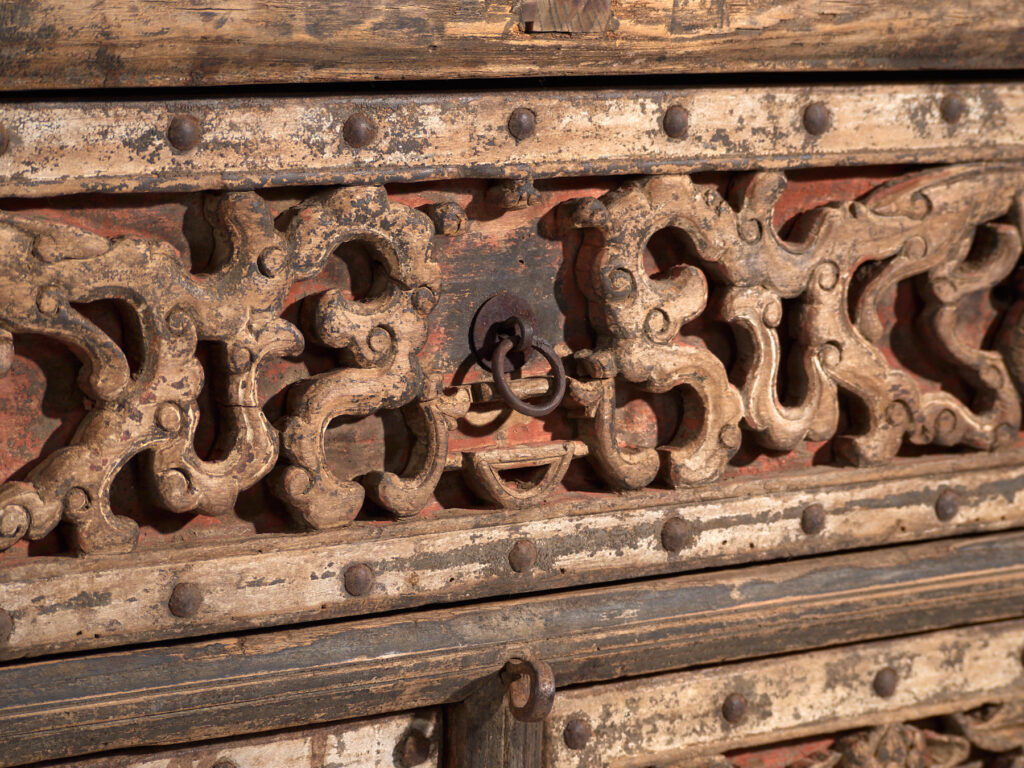 Antique Chinese console with openwork decoration – China, circa 1900