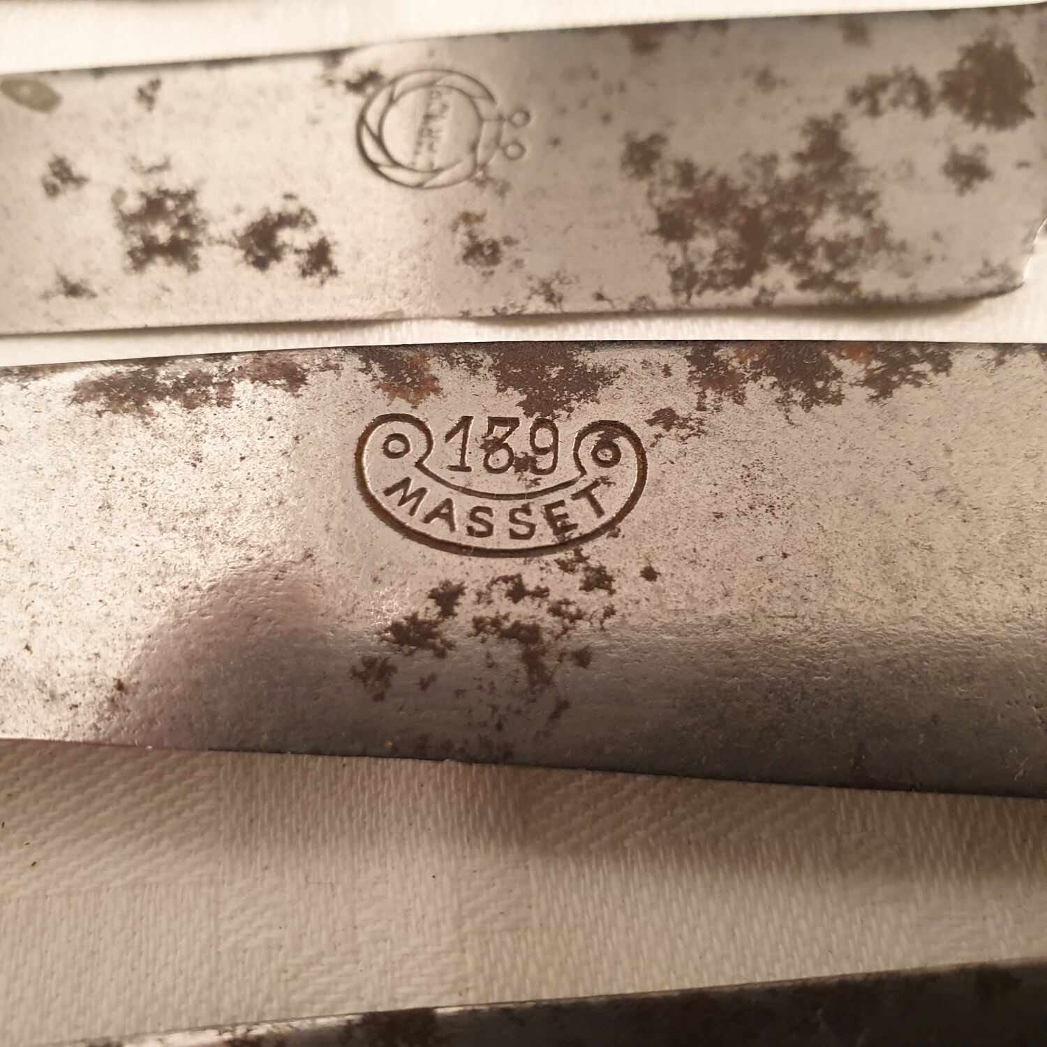 12 antique horn handle knives