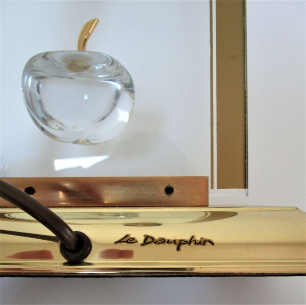 Lampe ''pomme'' le dauphin verre métal doré