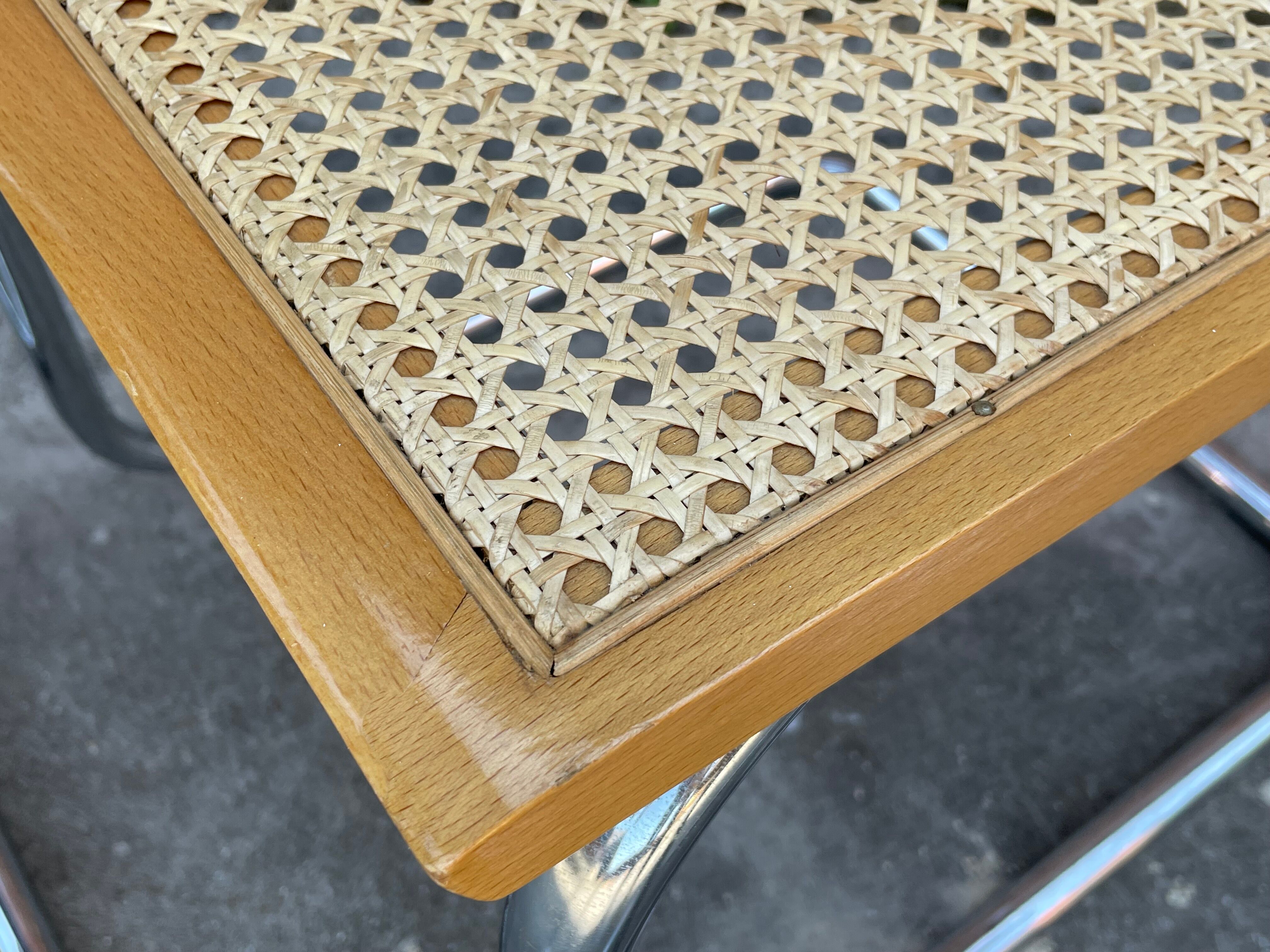 Cesca chair B64 with armrests by Marcel Breuer Design