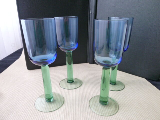 Set of 4 water glasses or large wine glasses contemporary form