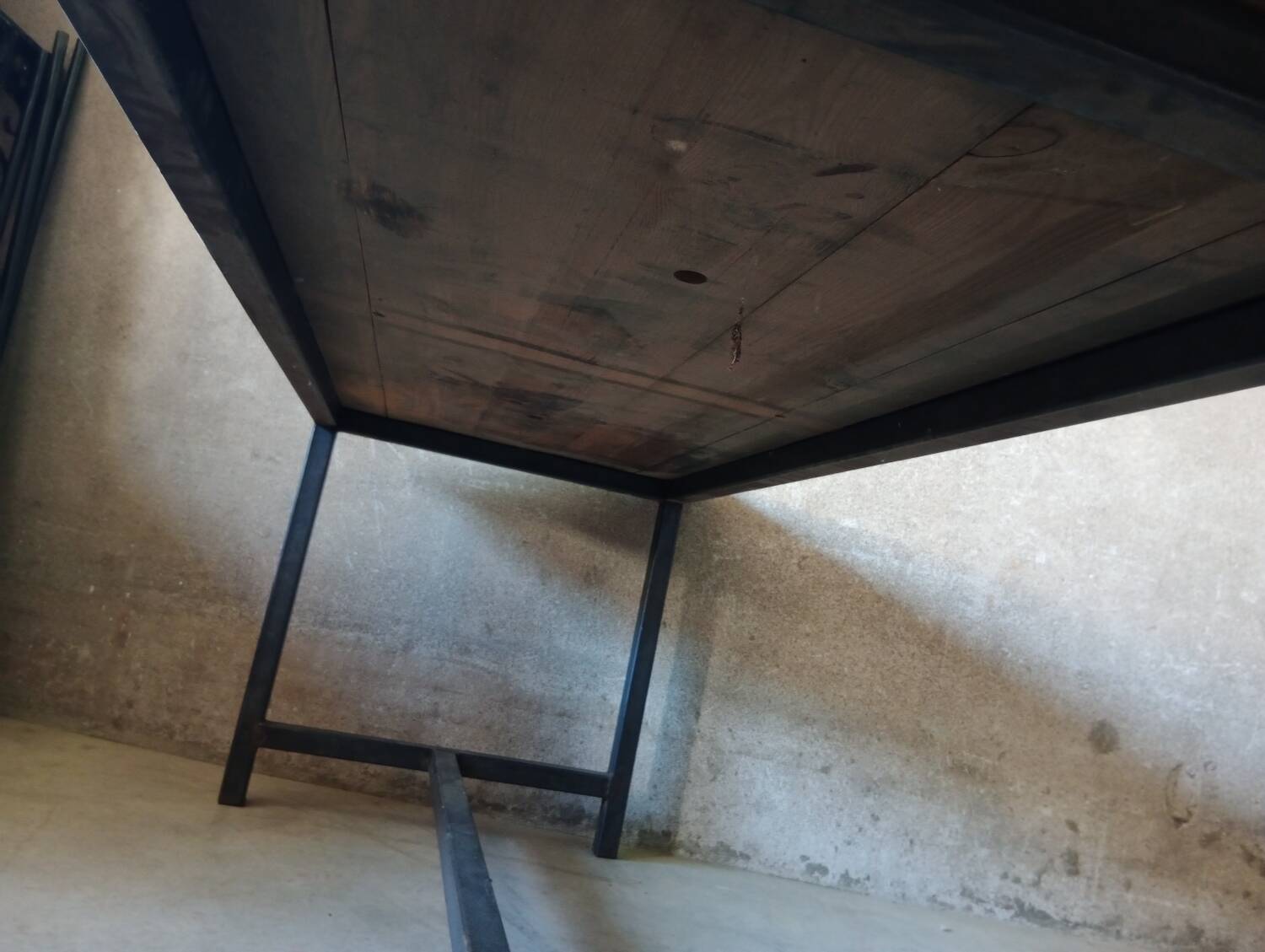 Table d'atelier industrielle