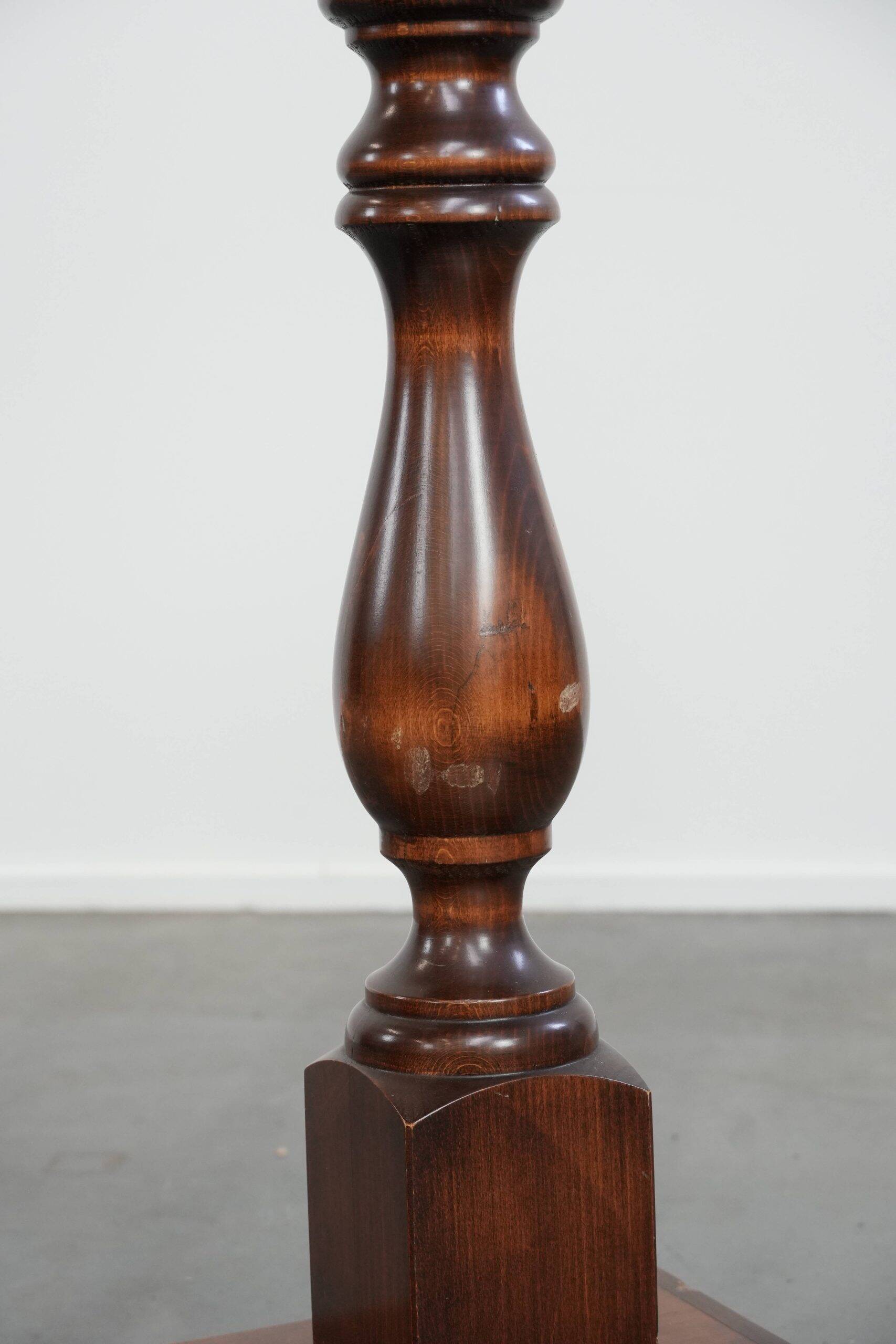 Elegant classic side table / balustrade / hall table from the 20th century