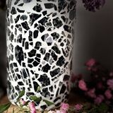 Vase en ciment blanc