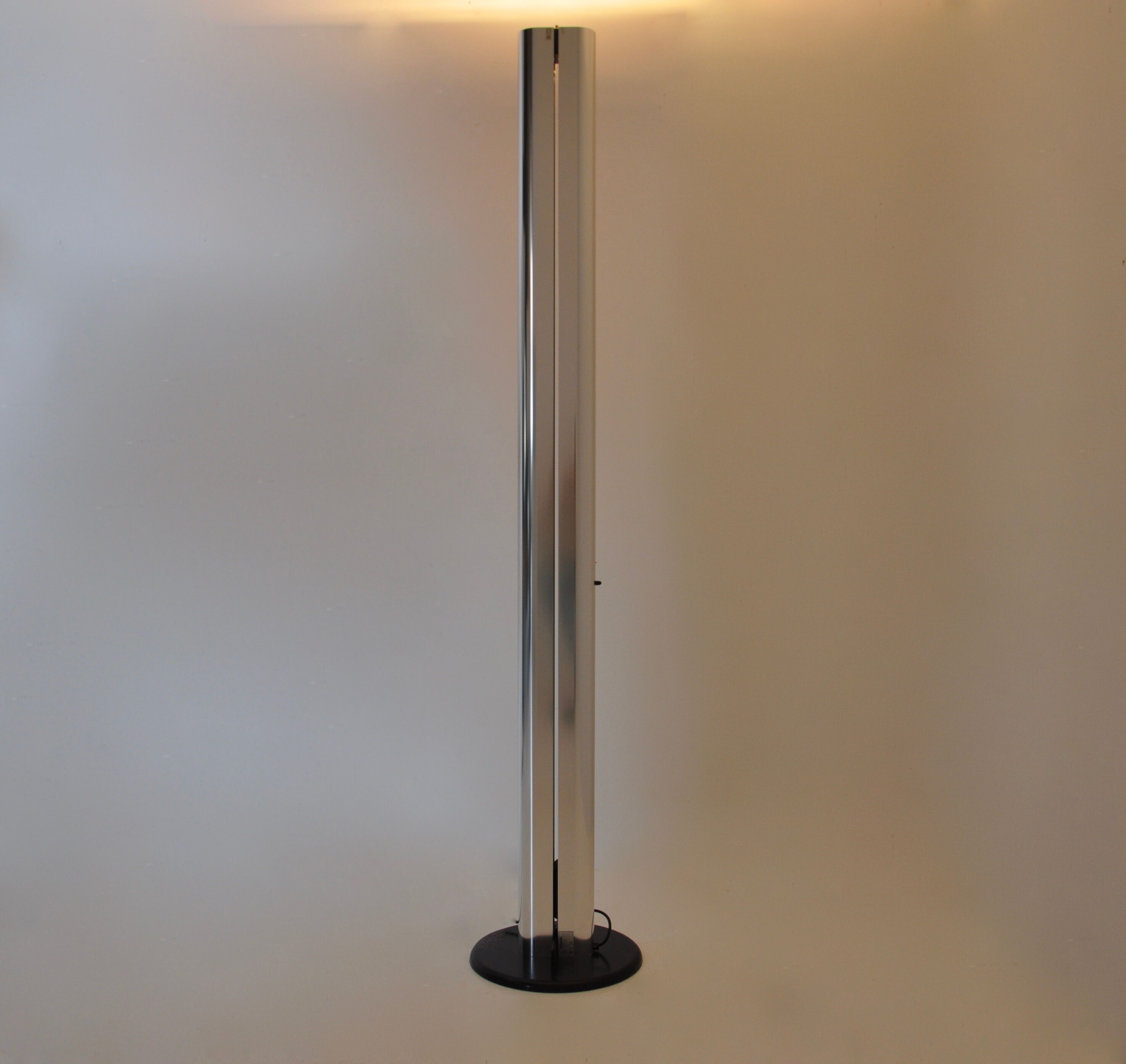 Megaron floor lamp by Gianfranco Frattini for Artemide, 1970s