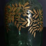 Carafe flacon verre émaillé vert début XXème