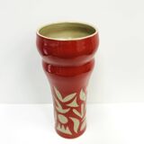 Vase Aquifère Rouge en céramique sgraffitée par le street artist Naïf
