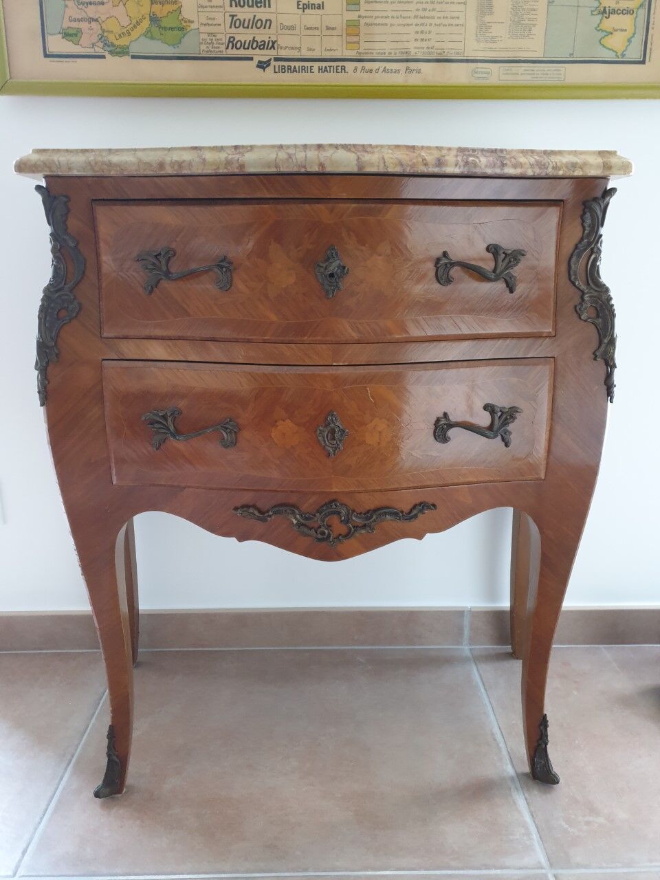Louis XV curved chest of drawers