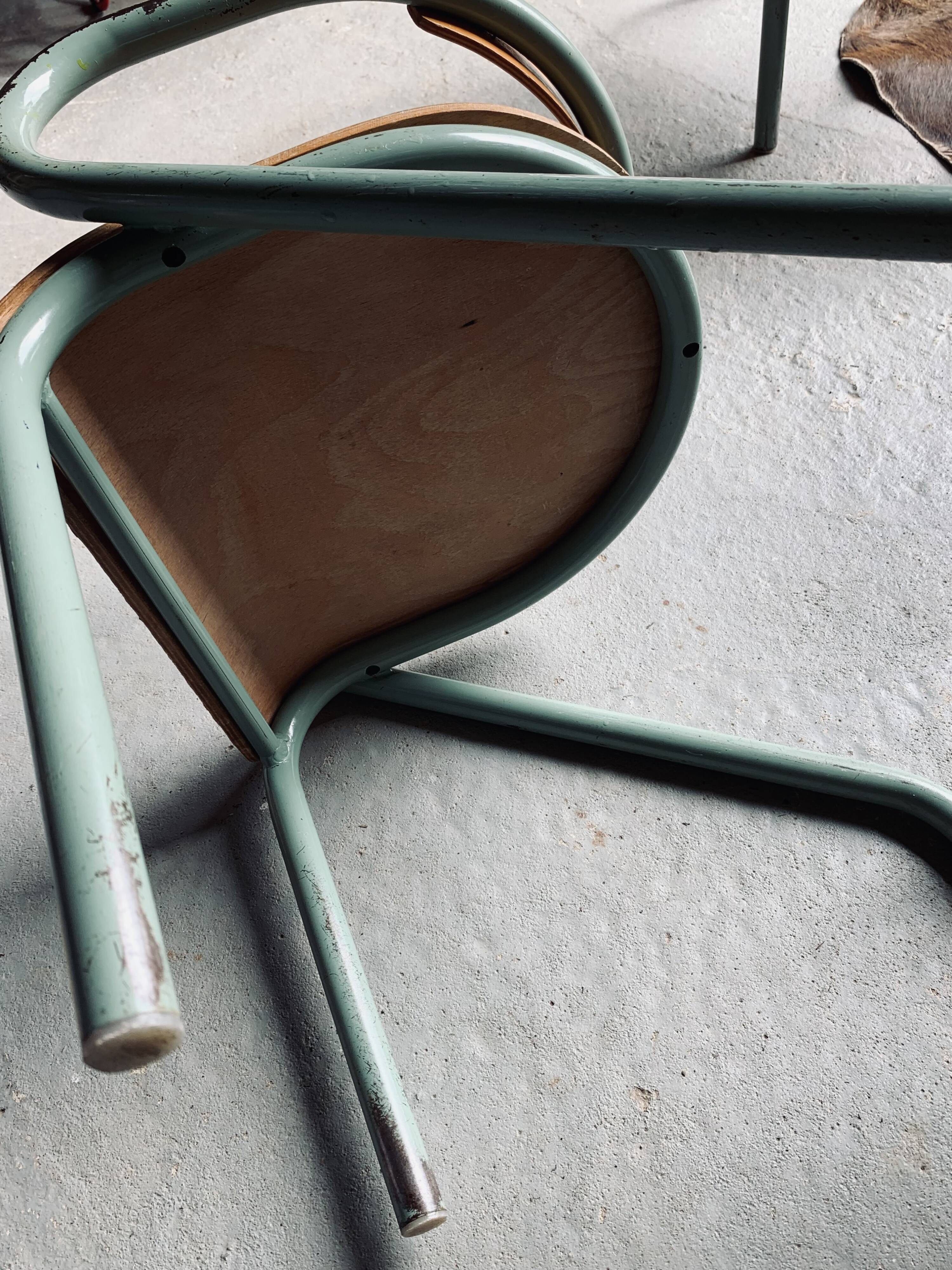 Lot de 4 chaises enfant en bois & métal