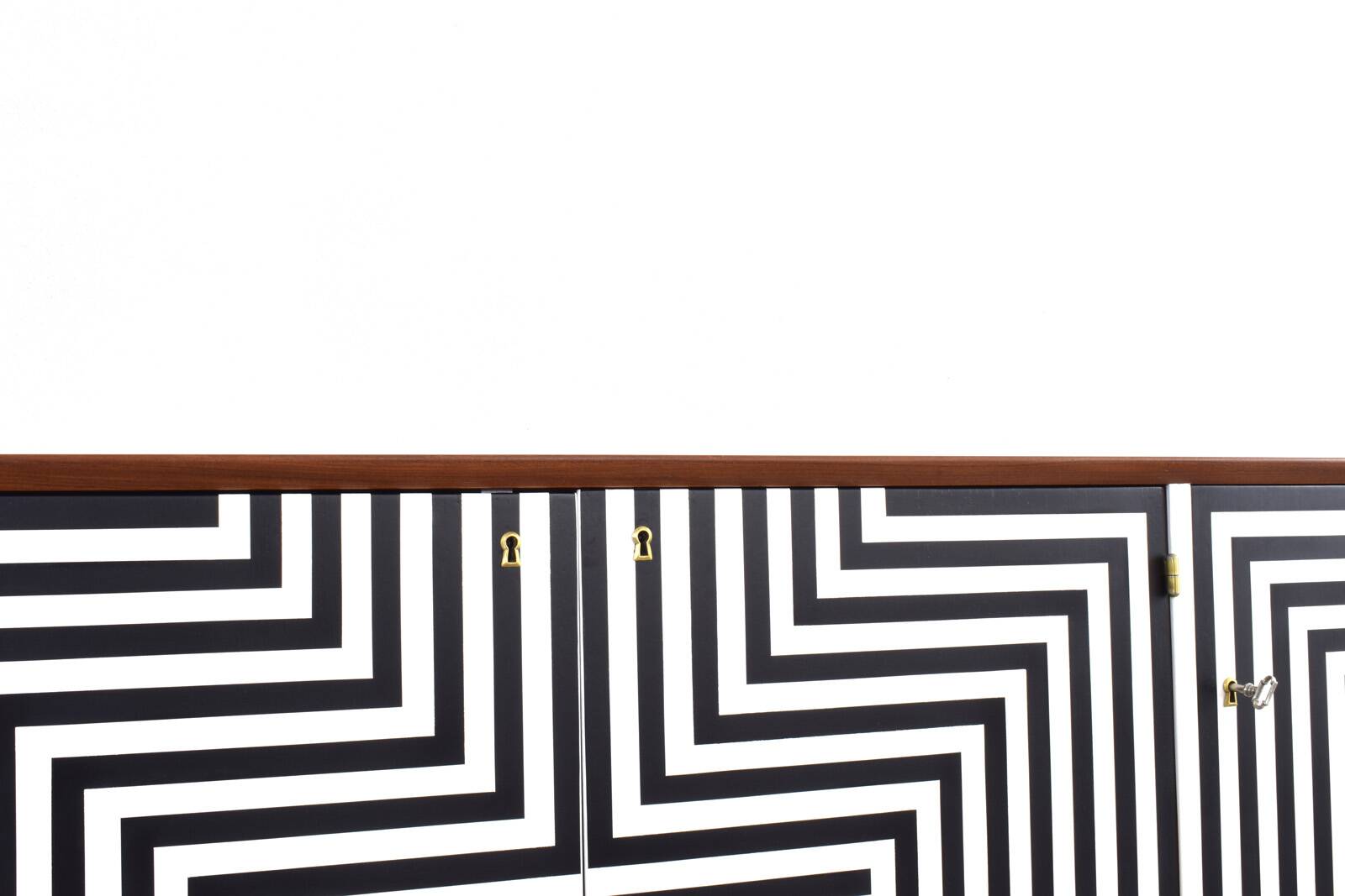 Buffet peint à la main Op-Art du milieu du siècle de Sven Andersen Møbelfabrikk,