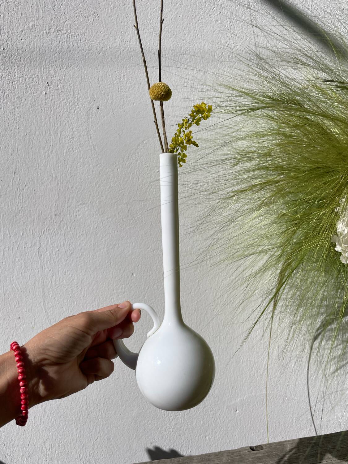 White opaline glass soliflore vase