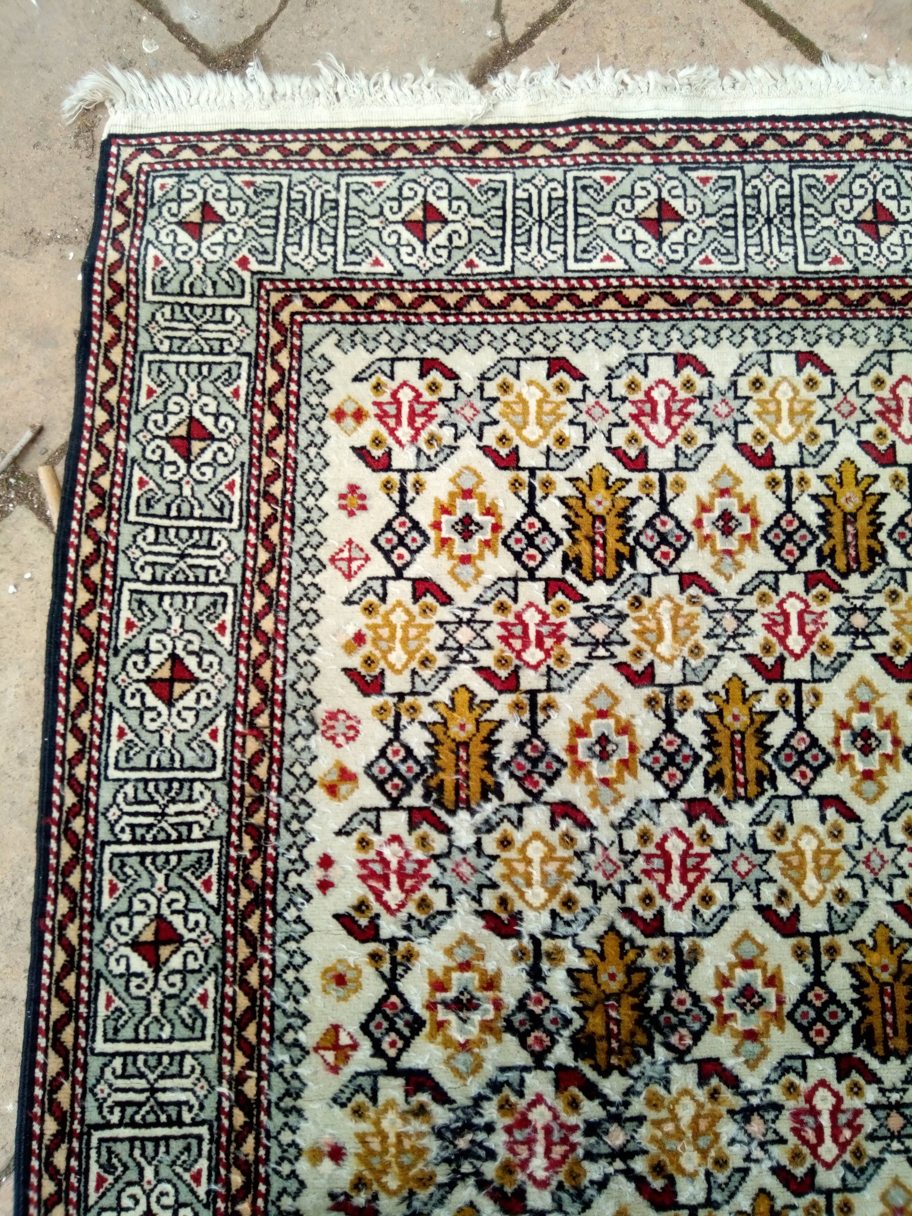 Ancient oriental carpet handmade 135 x 81cm