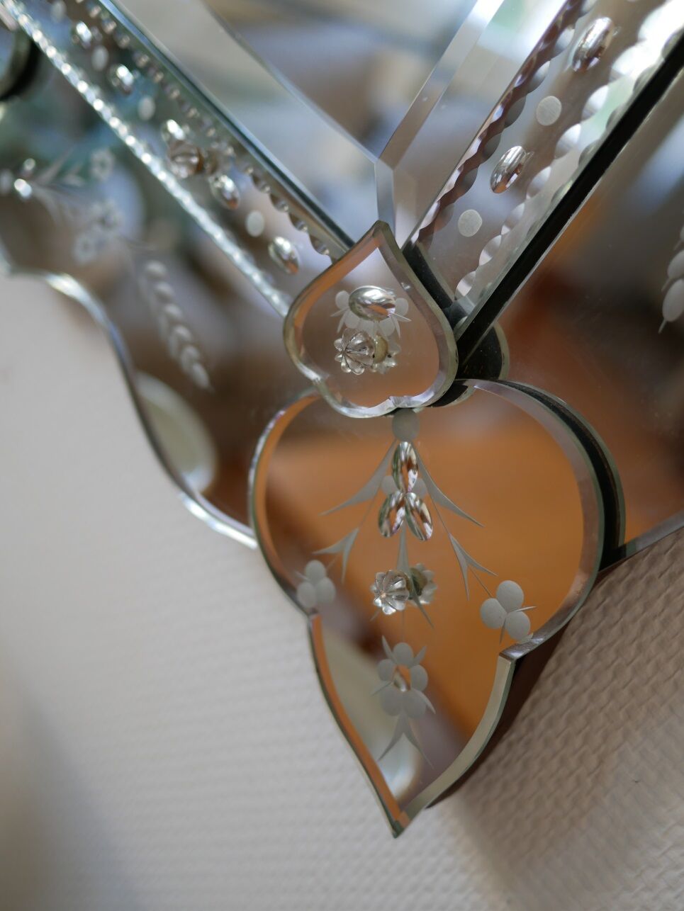 Venetian mirror beveled 87x 65cm, 50 years