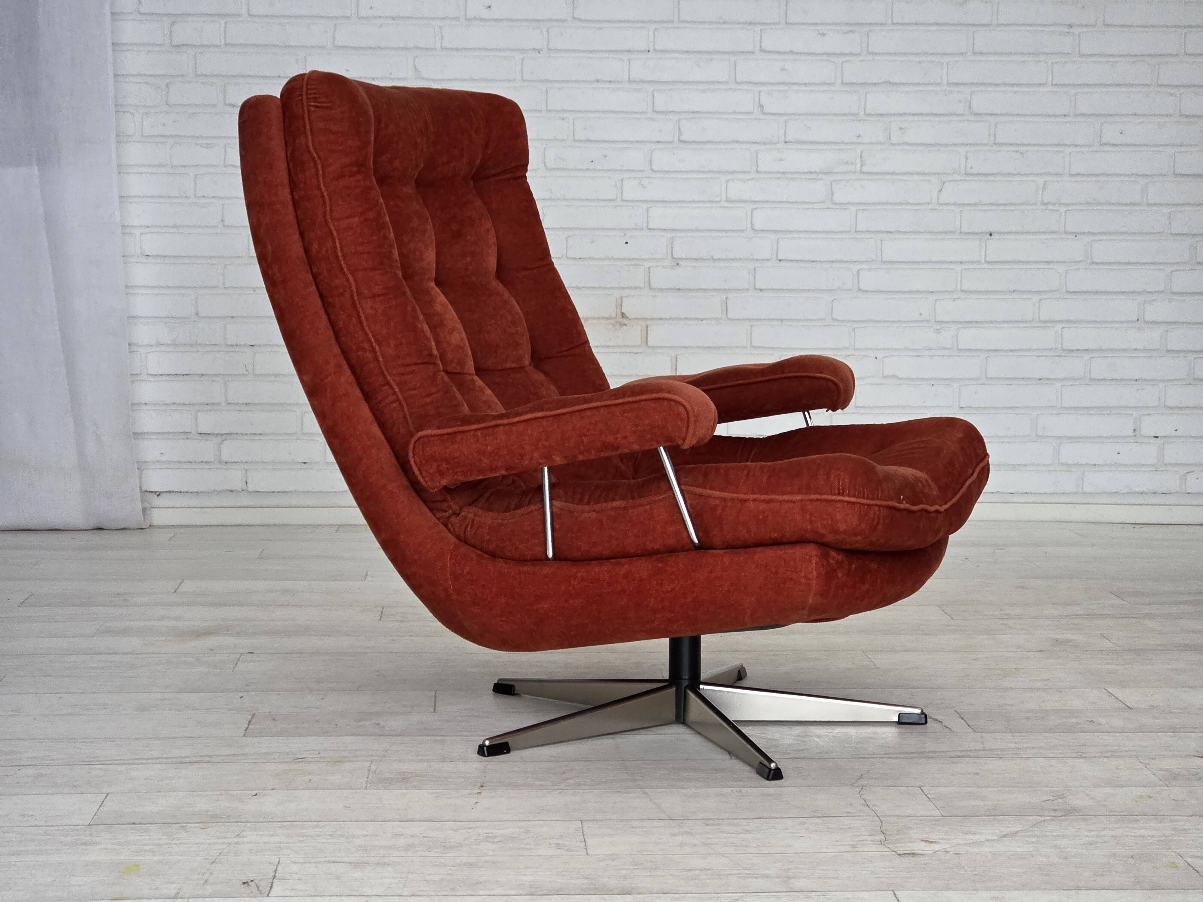 1970s, Swedish swivel armchair by Ulferts Sweden, furniture velour.
