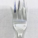12 Forks with Shell Model