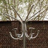 Vintage parrot, 1970s, in chrome metal.