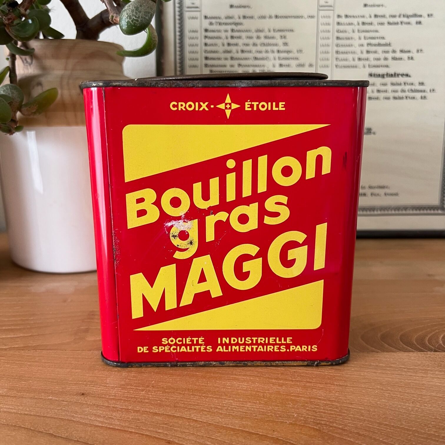 Sheet metal box Maggi 112 cases